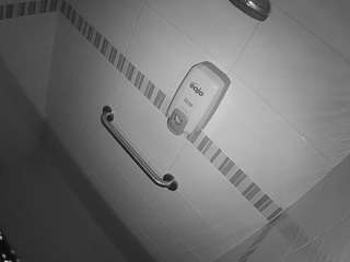 voyeurcam jb jail shower